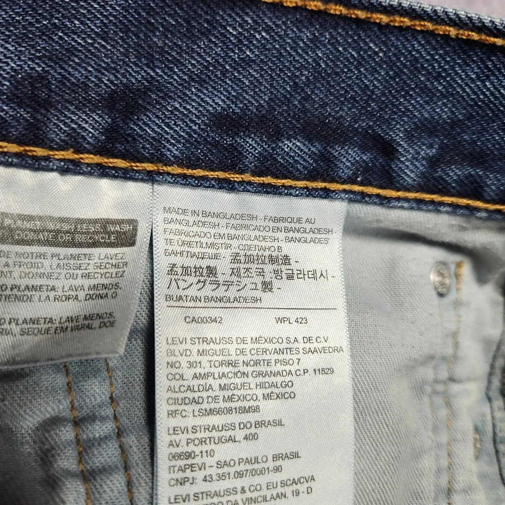 Levis 505 Regular Fit Jeans Mens 42x30 Medium Wash Blue Straight Leg‎ Pants